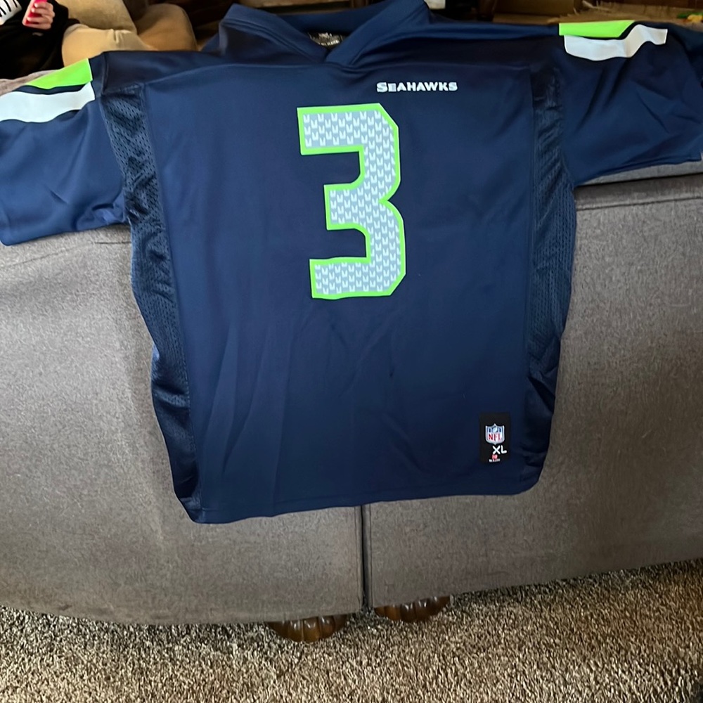 Youth Seattle Seahawks jersey- size XL #3 - Wilson